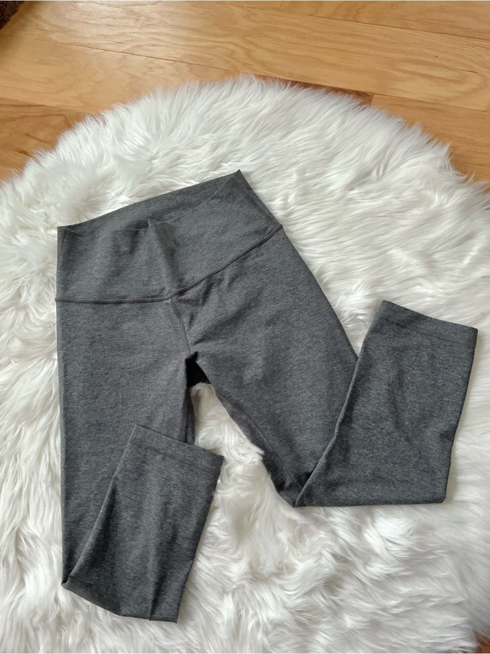 lululemon athletica Heather Grey High Rise Cropped Leggings Size 8